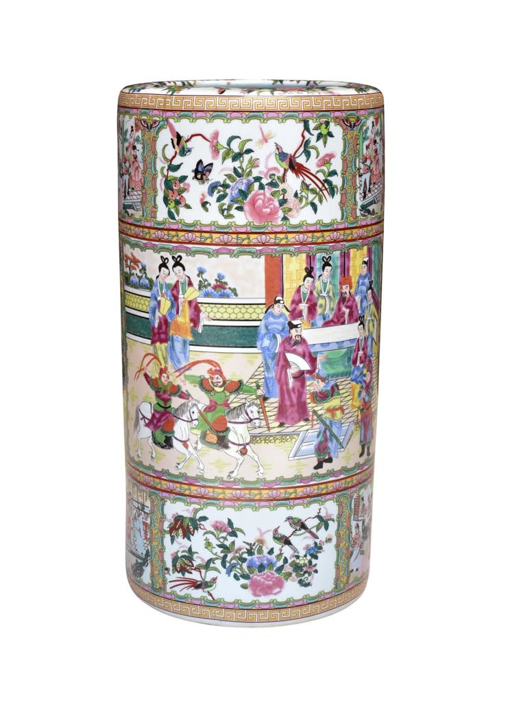 Rose Medallion Umbrella Stand 18"